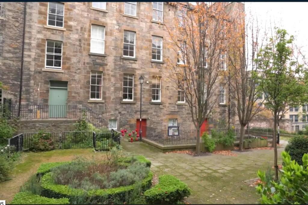 Jewel Of Royal Mile Apartment Edinburgh Dış mekan fotoğraf